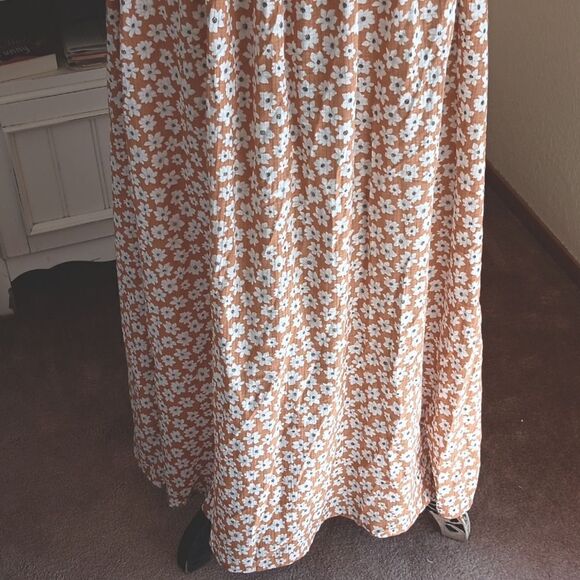 Bec & Bridge Floral Midi - Picture 9 of 15